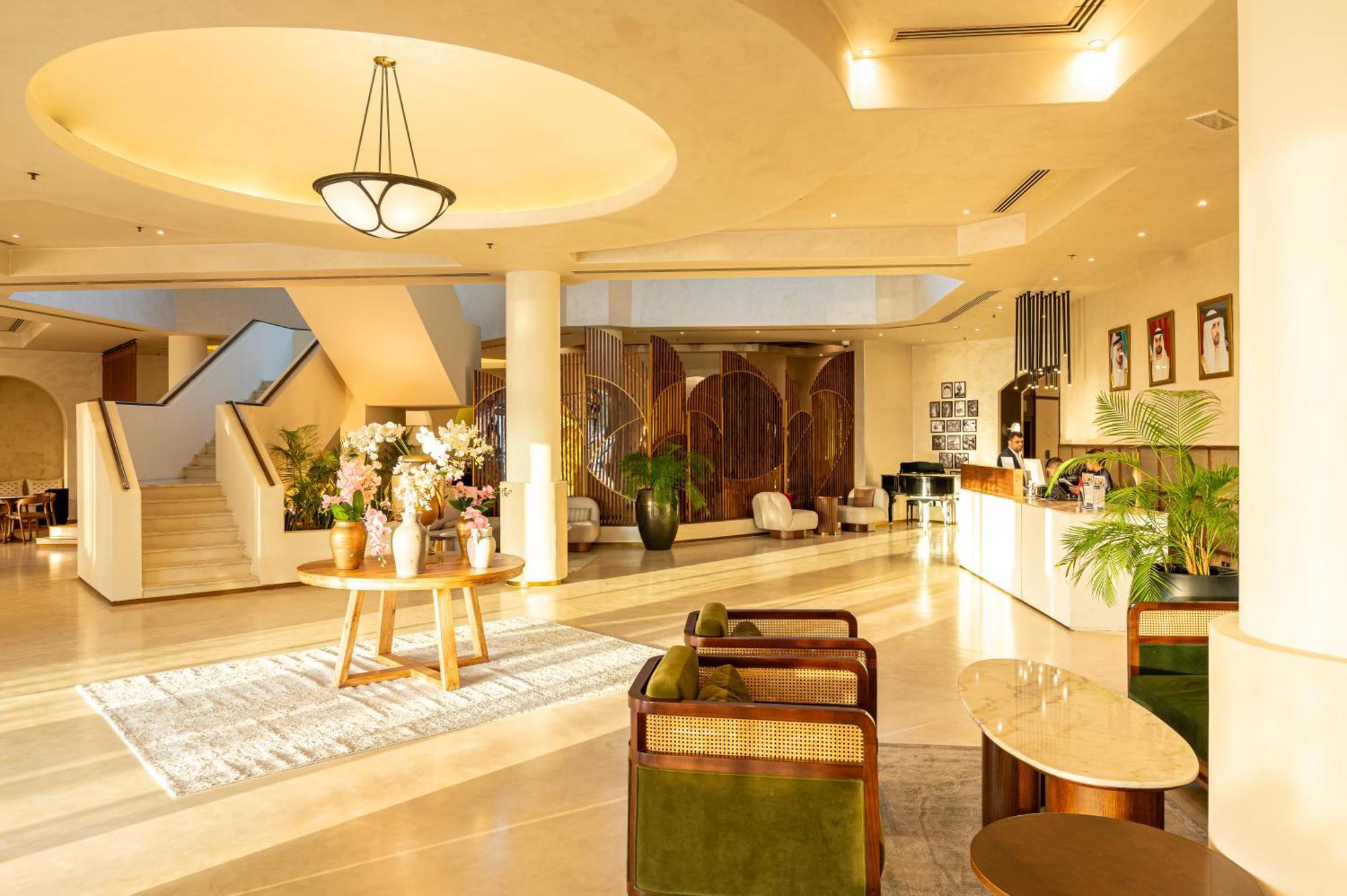 Majestic Cove Hotel - Formerly Le Meridien Fairway Dubai Buitenkant foto