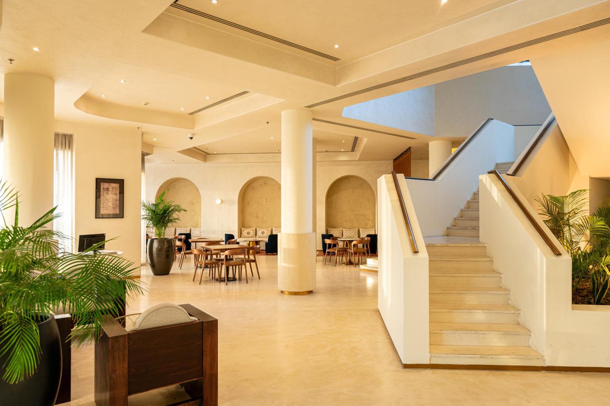 Majestic Cove Hotel - Formerly Le Meridien Fairway Dubai Buitenkant foto